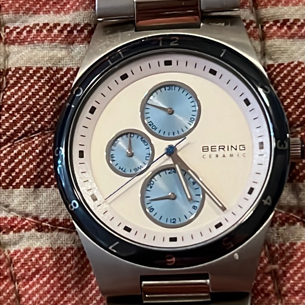 Bering solar sapphire crystal 32339-707 mens watch stainless steel